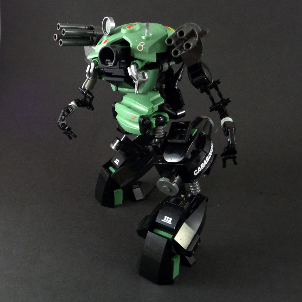 Un mecha LEGO in supporto alle forze dell’ordine italiane