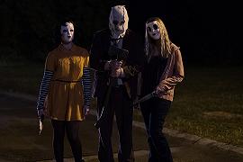 The Strangers: Prey at Night: tre nuovi poster del film di Johannes Roberts