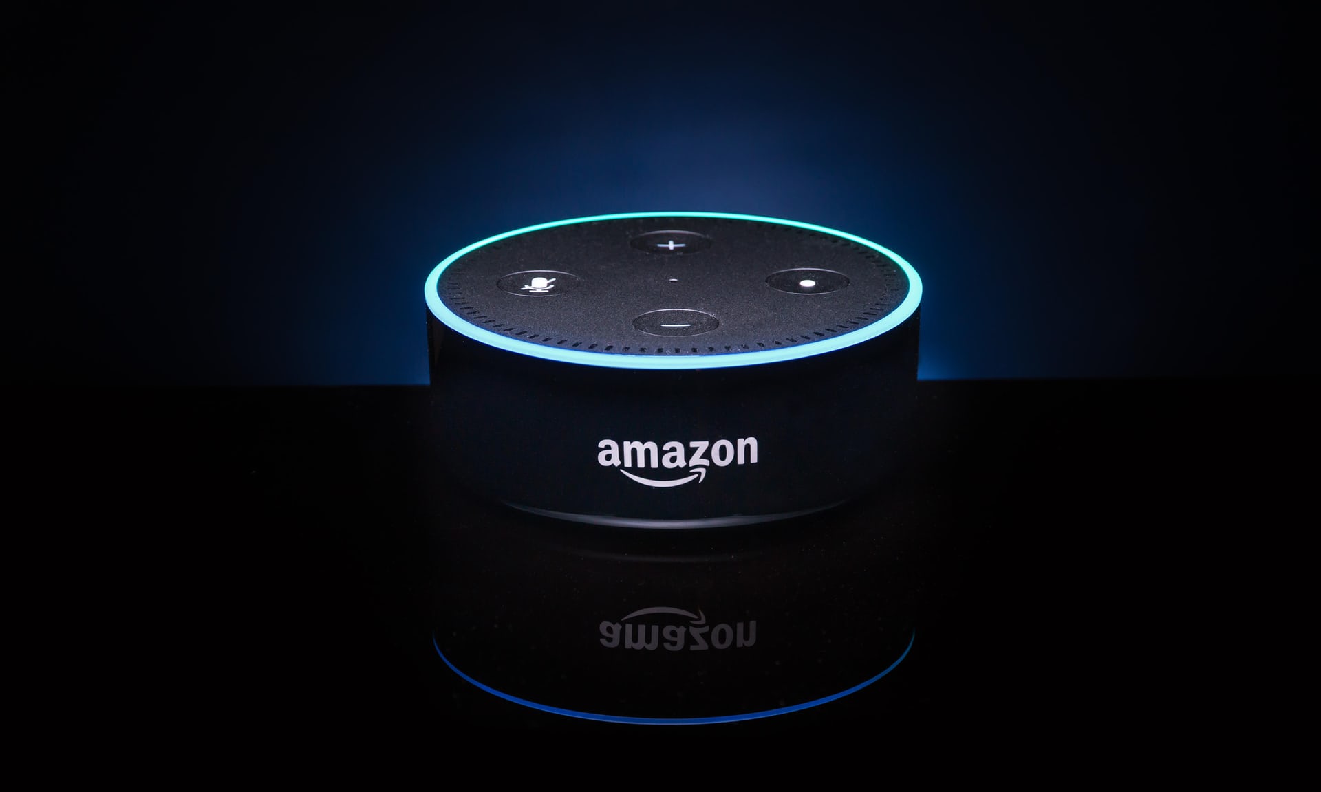Amazon, il N.1 della divisione Alexa e Echo andrà in pensione