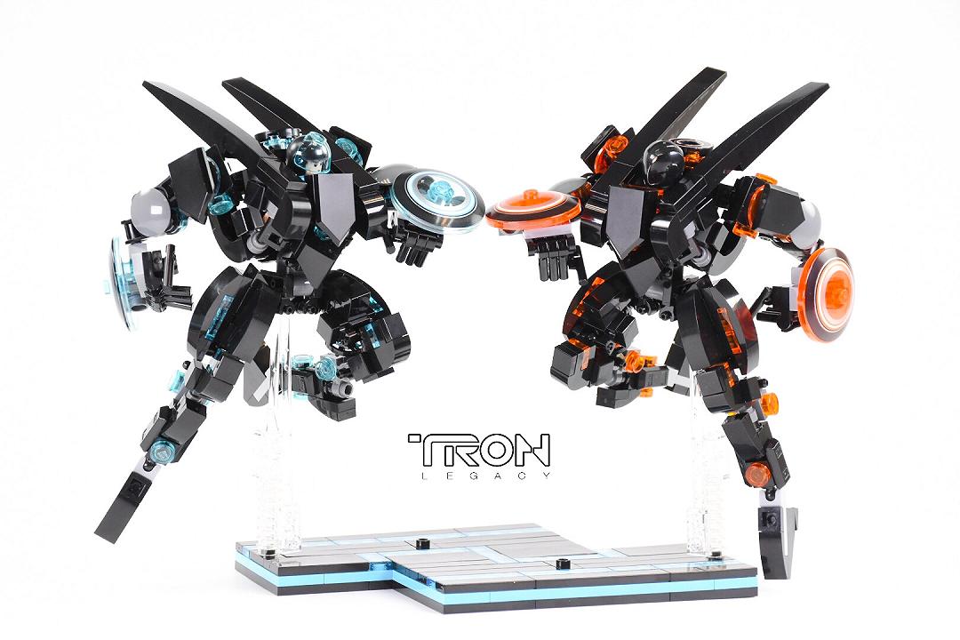 Due idee alternative per usare il set LEGO Ideas di Tron