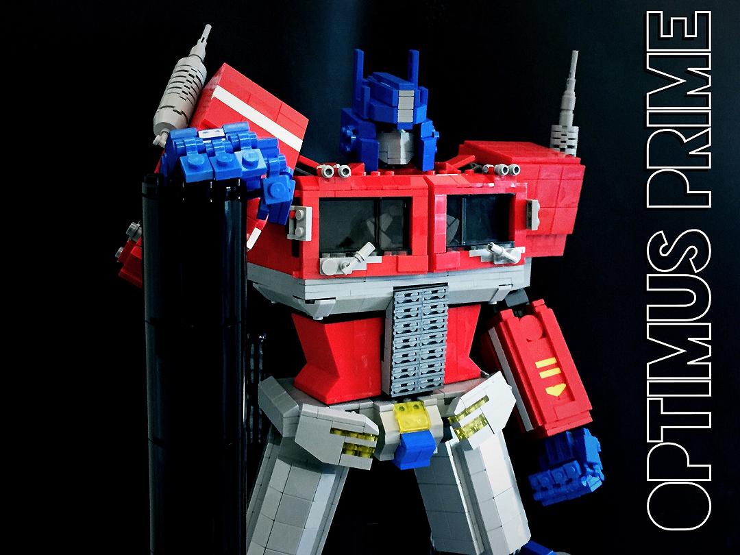 Optimus Prime in LEGO