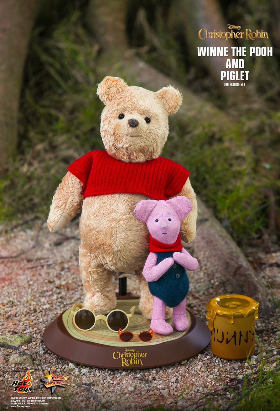 Christopher Robin – Winnie the Pooh & Piglet (Collectible Set)