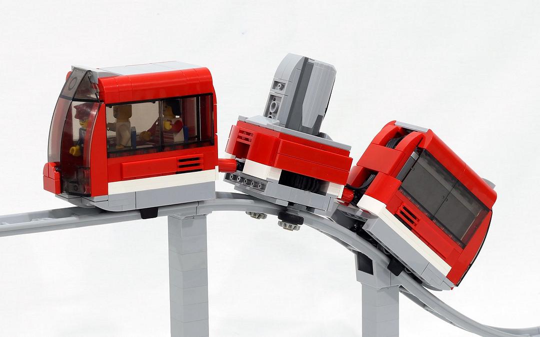 Il treno motorizzato di Jason Allemann per le nuove rotaie LEGO