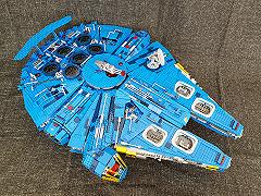 Il Millennium Falcon in versione Classic Space LEGO