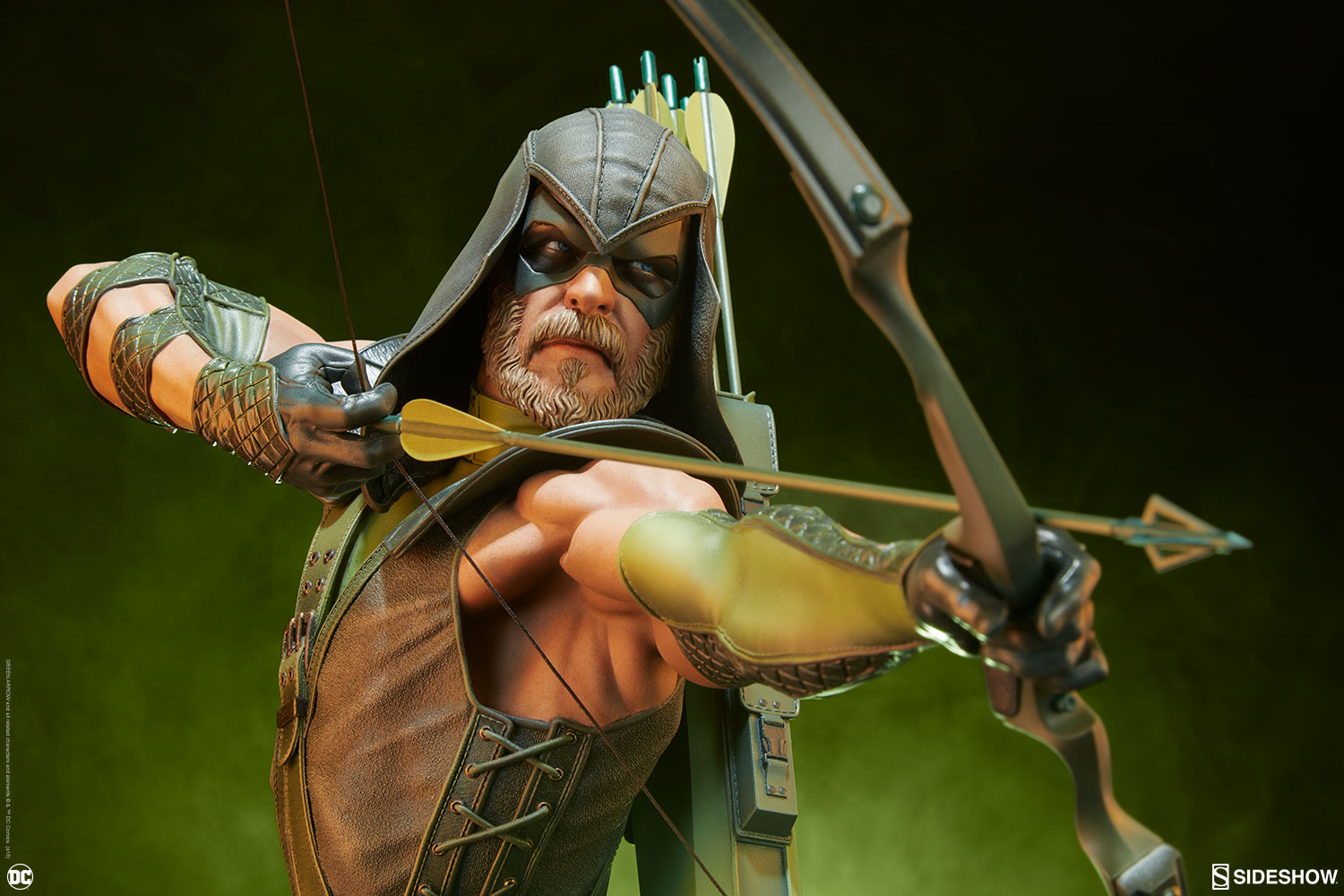 Green Arrow Premium Format Figure by Sideshow Collectibles
