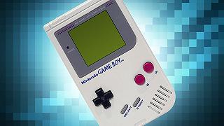 Nintendo vuole trasformare gli smartphone in GameBoy con una custodia