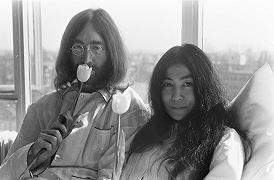 Universal produrrà un biopic su John Lennon e Yoko Ono?