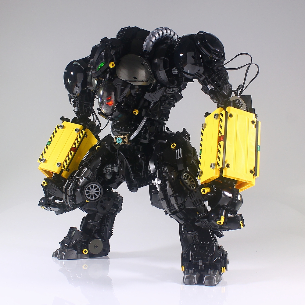 Il robot LEGO Thunderbolt di Moko