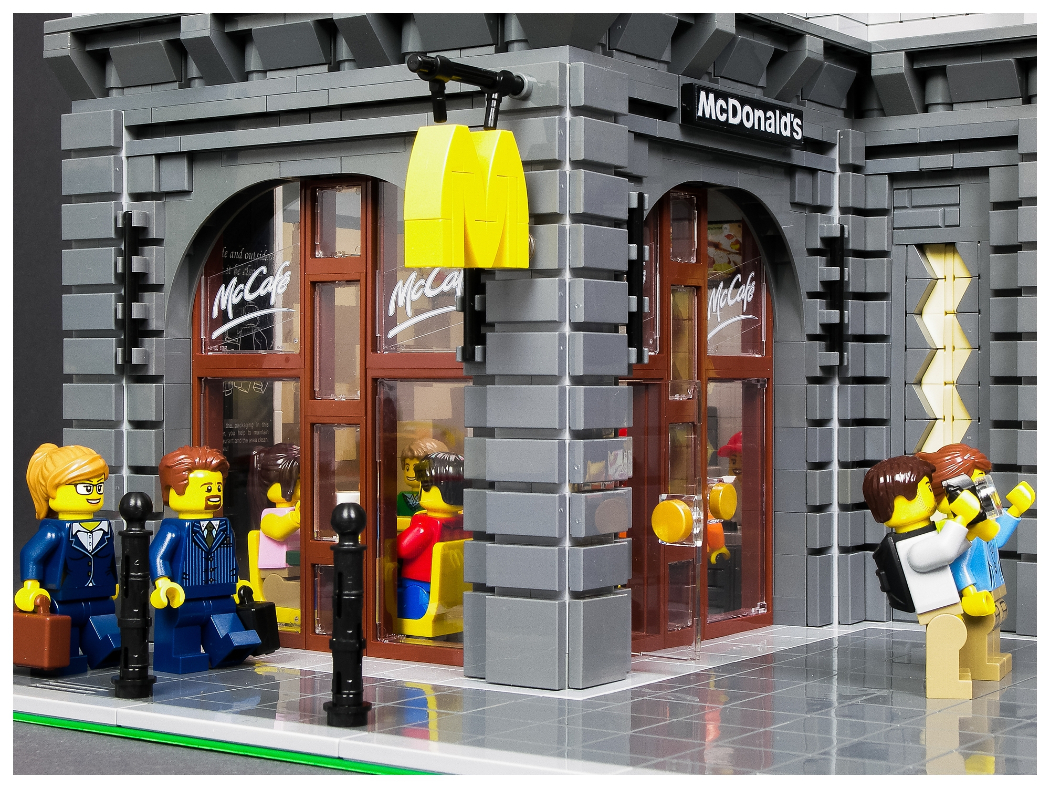 Il modulare LEGO col fastfood McDonald’s di Maxim