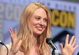 Dungeons & Dragons: Deborah Ann Woll lancia lo show in TV