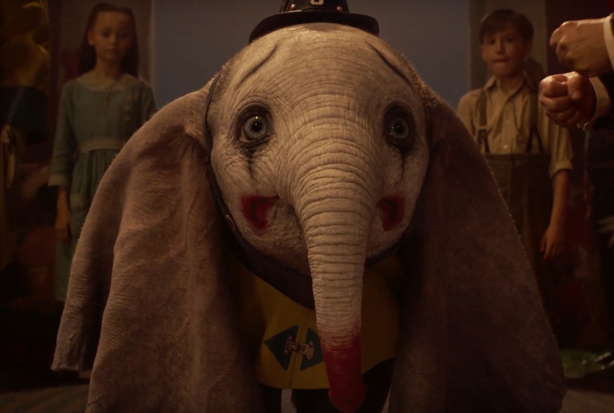 Dumbo: il live-action di Tim Burton si mostra in un nuovo video