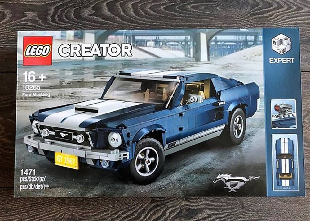 Il set LEGO Creator della Ford Mustang avvistato su eBay