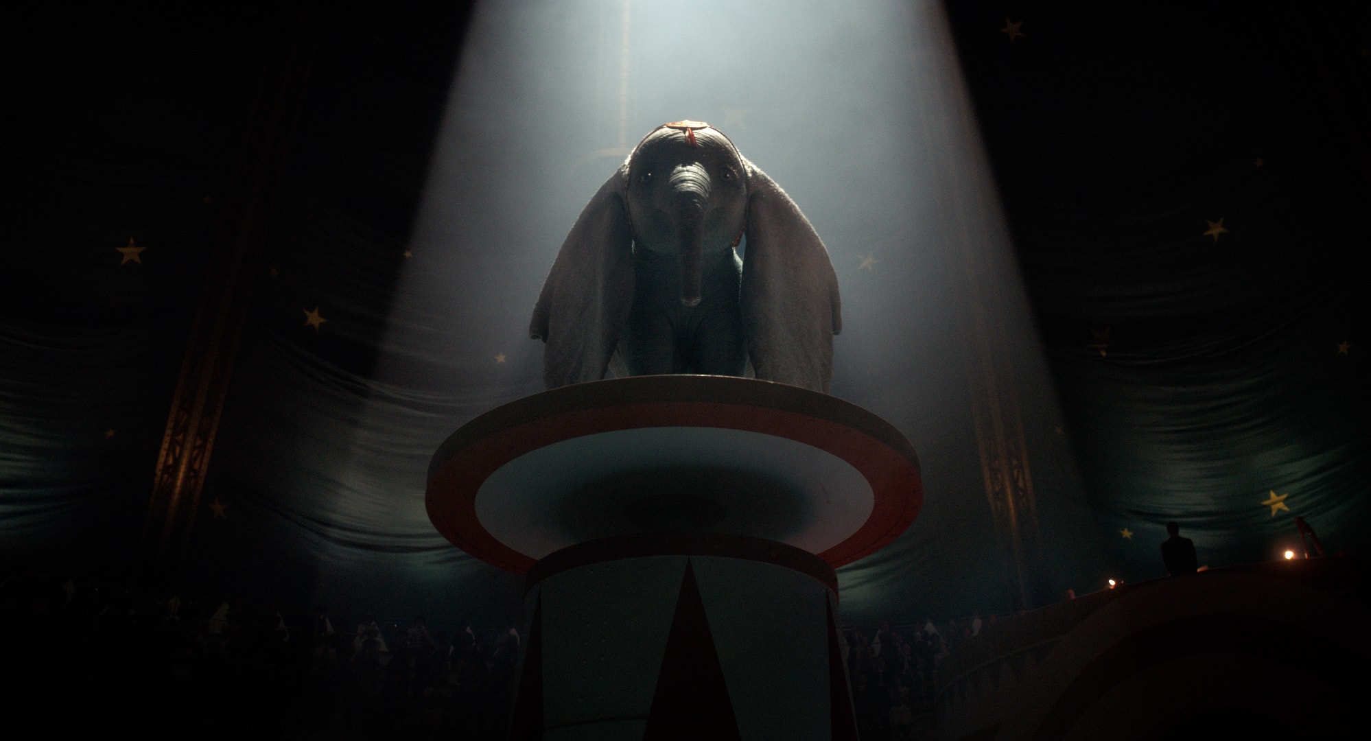 Tim Burton sulla Disney: “Ero come Dumbo, dovevo fuggire da quell’orribile circo”