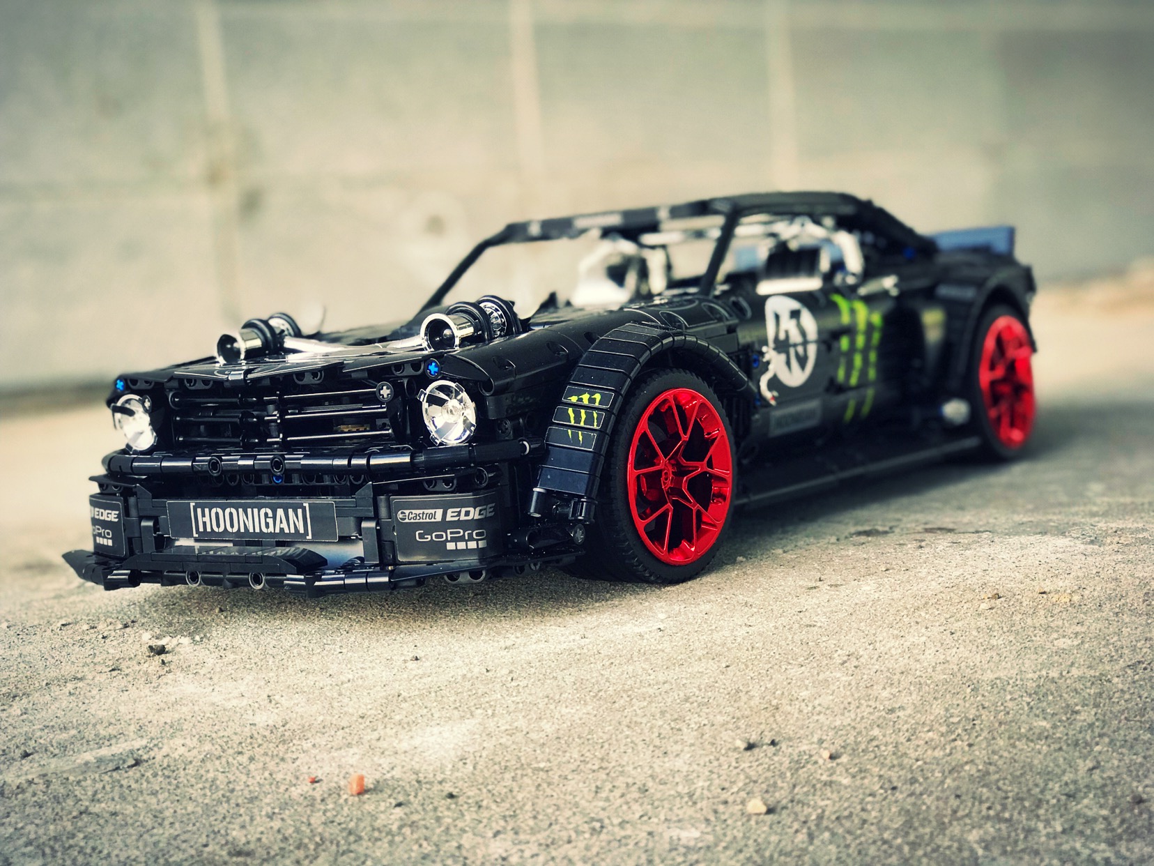 La Ford Mustang Hoonicorn di Ken Block in LEGO Technic
