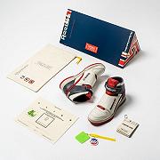 Le Reebok Alien Stomper 40th Anniversary sono ora disponibili