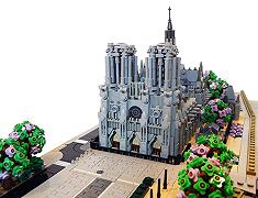 Il diorama LEGO della cattedrale di Notre-Dame