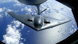 Alcuni video mostrano (per la prima volta) l’interno del bombardiere Stealth B-2