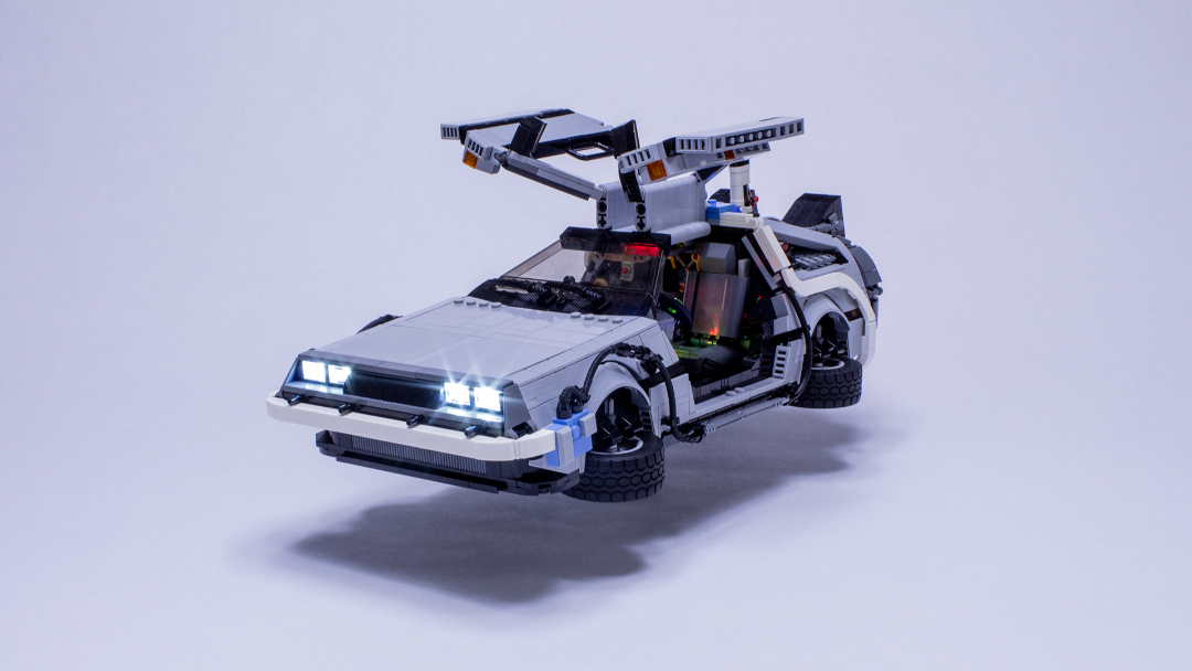 Disponibili le istruzioni della DeLorean di Ritorno al Futuro 2 in LEGO