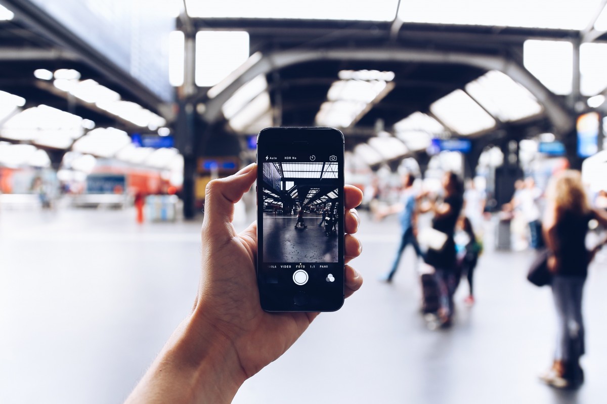 Estate in città: 9 app e piattaforme per sopravvivere al caldo
