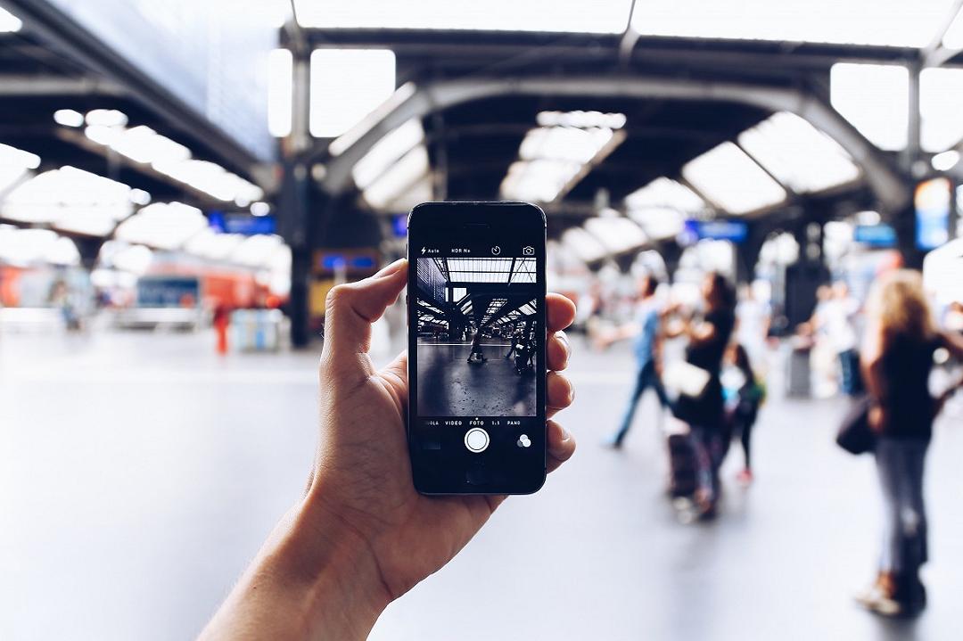 Estate in città: 9 app e piattaforme per sopravvivere al caldo