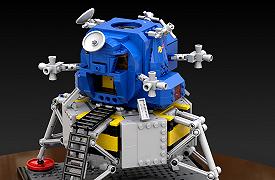 Il Lunar Lander LEGO Classic Space di Benny