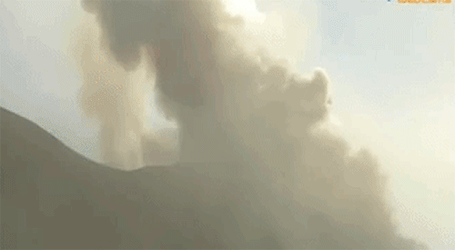 L'eruzione dello Stromboli: ecco il video del momento dell'esplosione