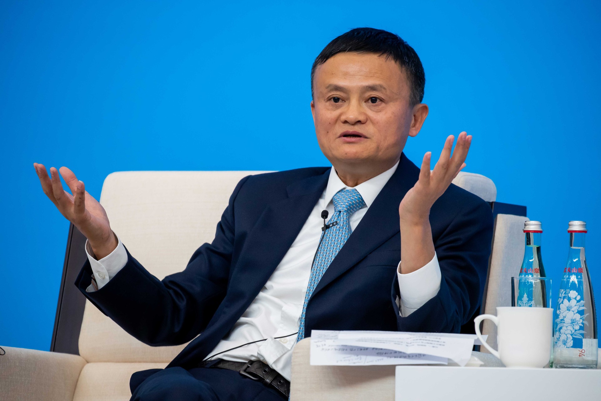Il N.1 di Alibaba Jack Ma: "grazie alle IA lavoreremo solo 12 ore a settimana"
