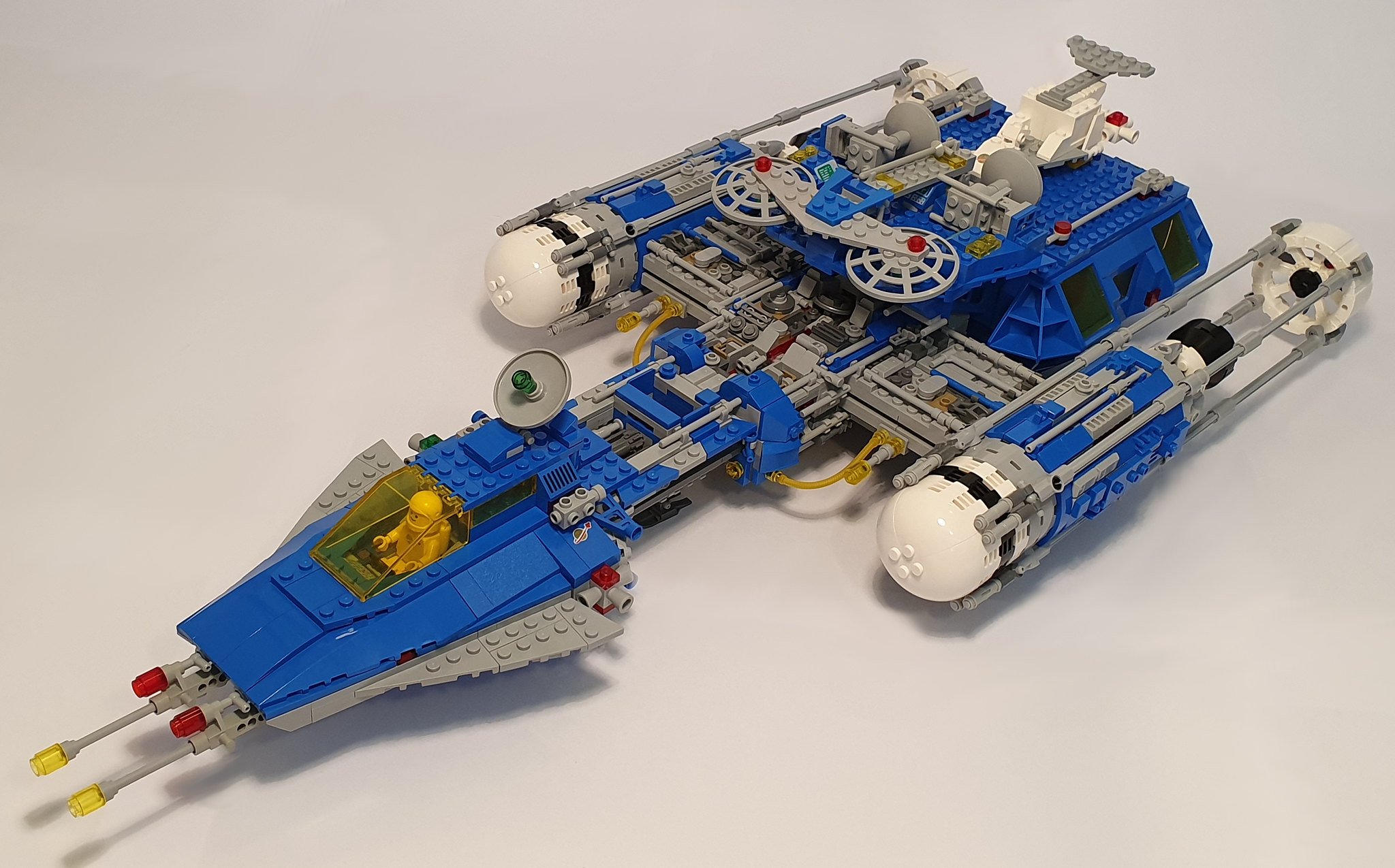 L’Y-Wing di Star Wars in versione LEGO Classic Space