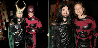 Tom Hiddleston e Charlie Cox si scambiano i supereroi in un party di Halloween