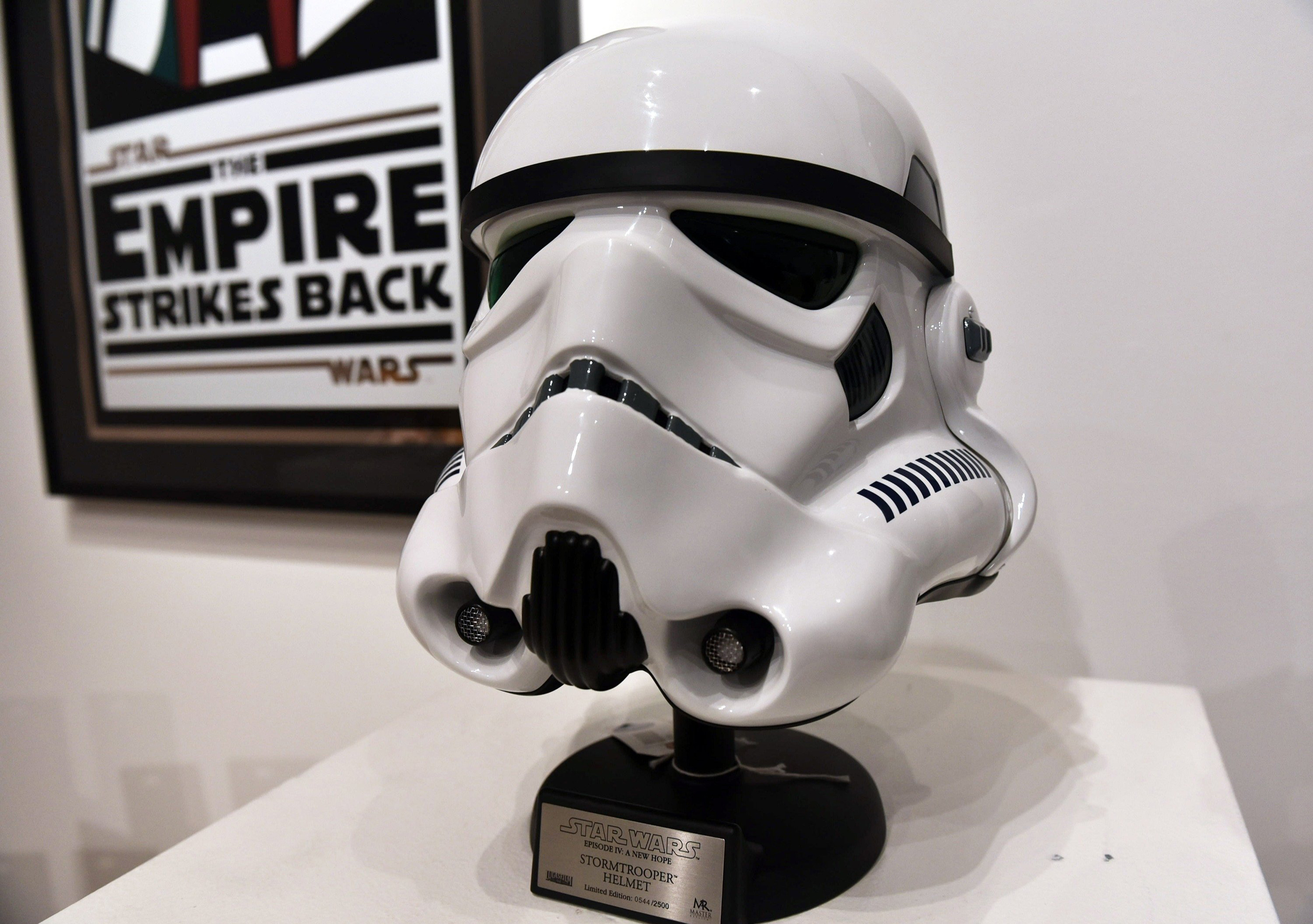 L'asta delle meraviglie Star Wars di Sotheby, dai caschi originali a giocattoli rarissimi