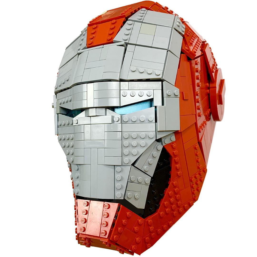 Il casco di Iron Man LEGO indossabile