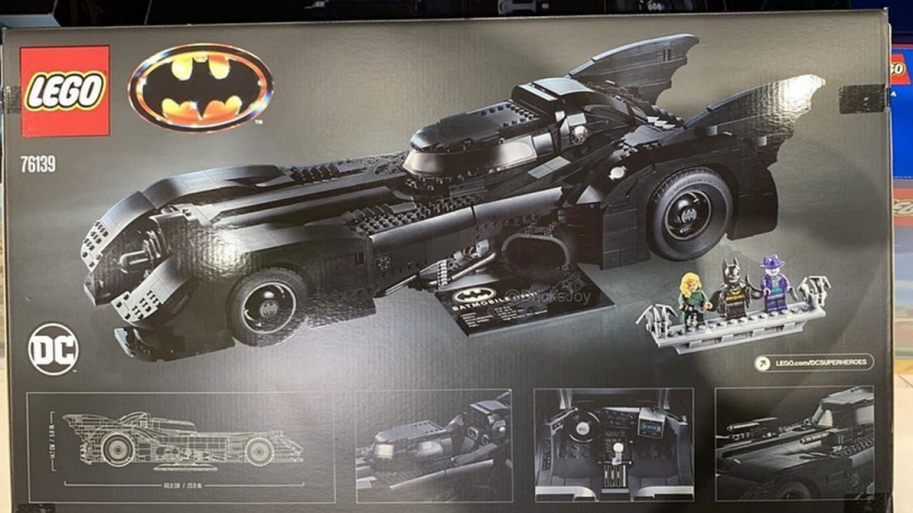 Il set LEGO Batman 1989 Batmobile 76139 già in vendita a Billund