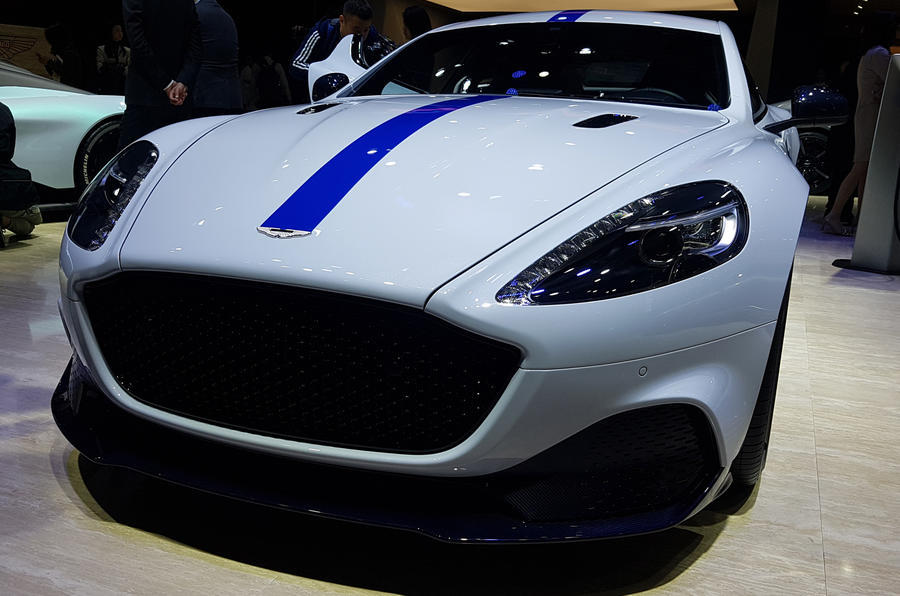 Aston Martin ha cancellato la Rapide E, doveva essere la prima EV del brand