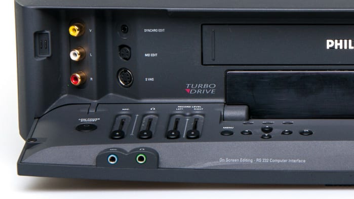 Registratore VHS