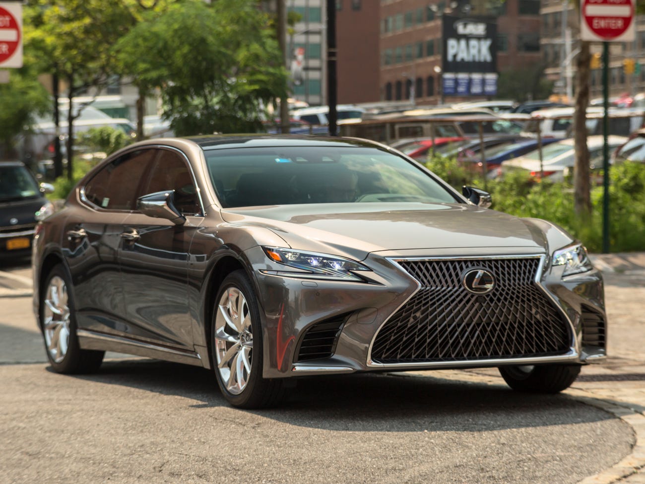 Toyota Highway Teammate: la guida autonoma di Lexus non richiederà di tenere le mani sul volante