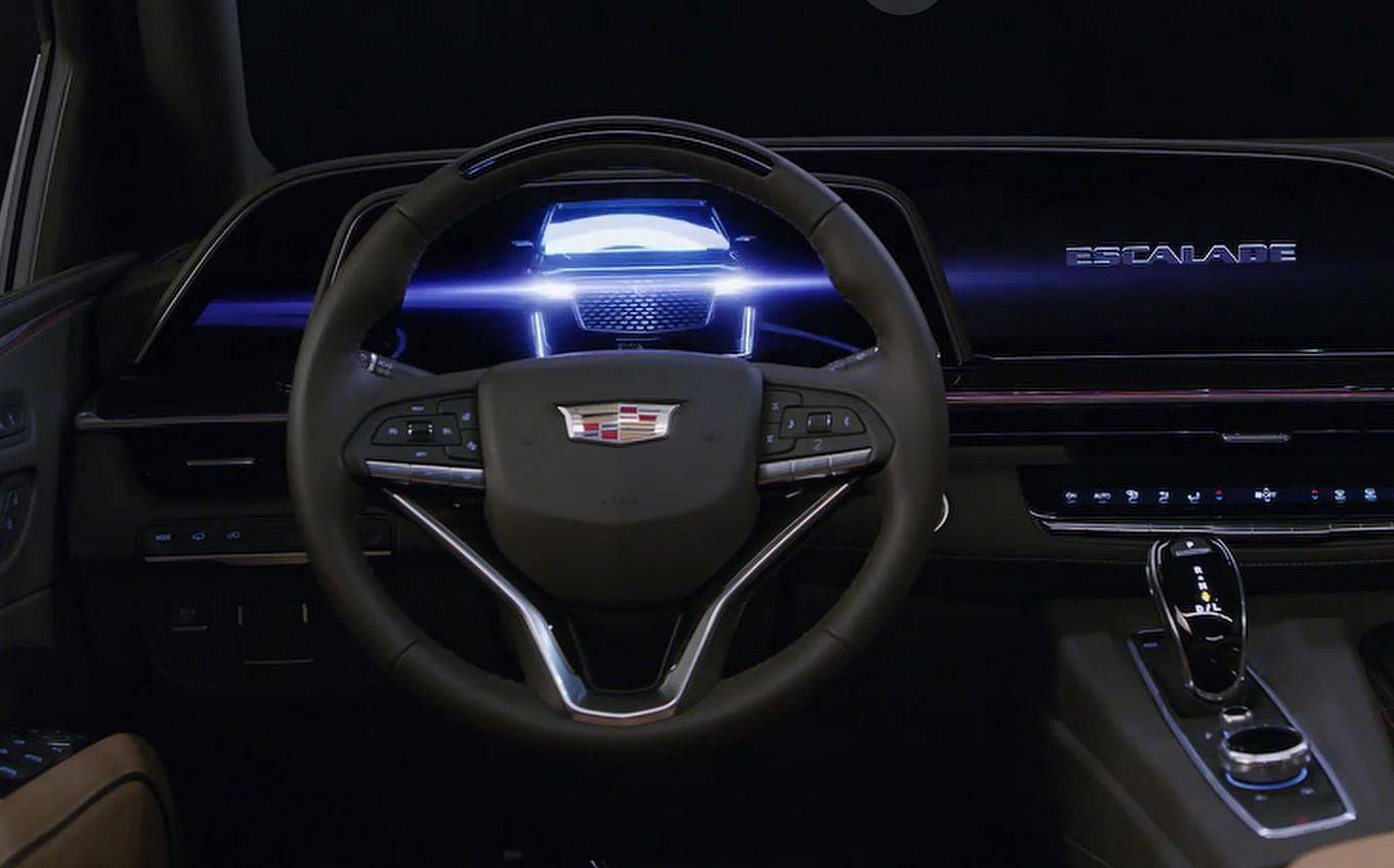 La nuova Cadillac Escalade ha un enorme schermo da 38 pollici