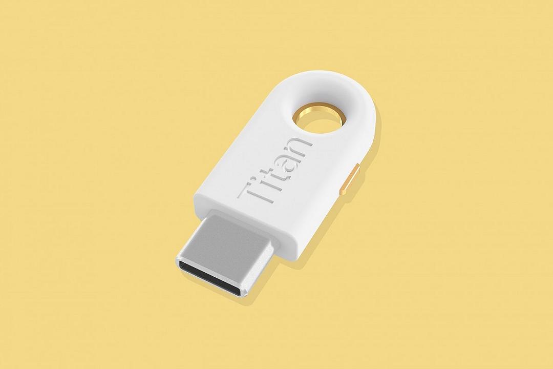 Le Titan Security Key di Google sono finalmente arrivate in Italia