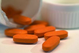 Ibuprofene: nessuna prova che peggiori i sintomi del COVID-19