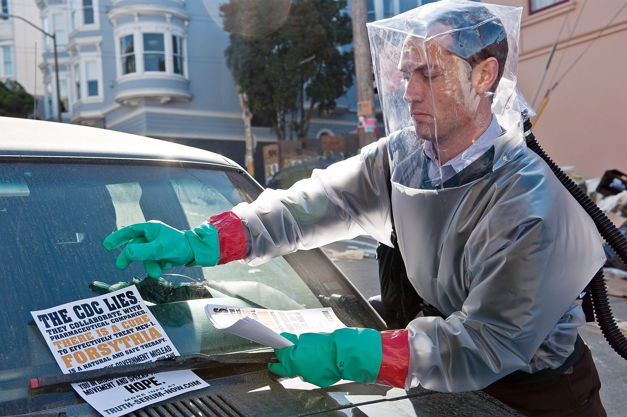 Contagion, il film di Steven Soderbergh sta andando molto bene in questi giorni