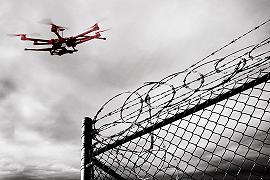 Droni e contrabbando: ecco come portavano droga e smartphone in prigione 