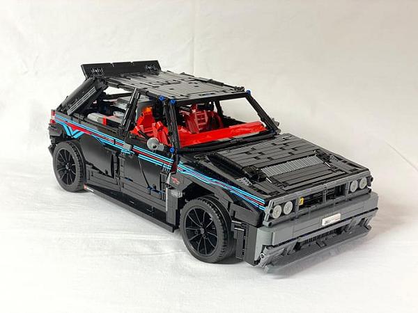 Lancia Delta Futurista