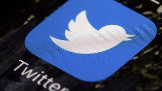 Twitter: spunte blu ai veri esperti sul coronavirus per distinguere le notizie attendibili