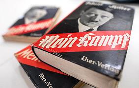 Amazon vieta la vendita del Mein Kampf, il libro di Adolf Hitler