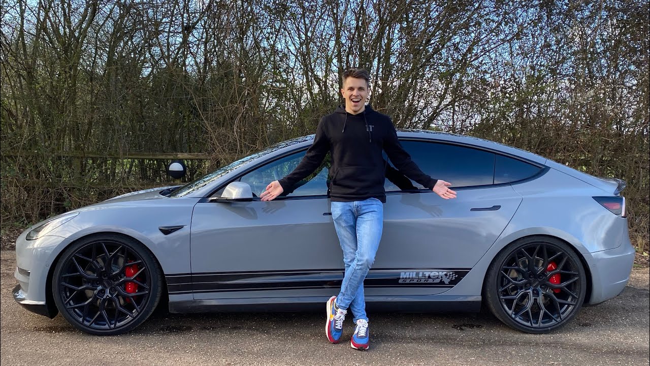 Tesla Model 3 Performance: lo youtuber Archie Hamilton l’ha provata