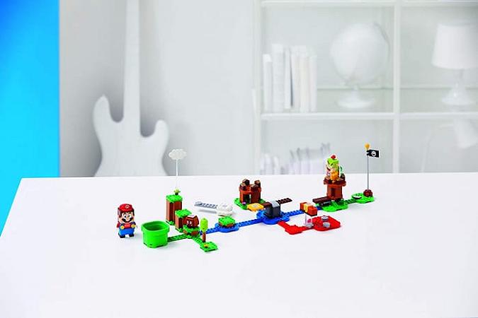 LEGO Super Mario