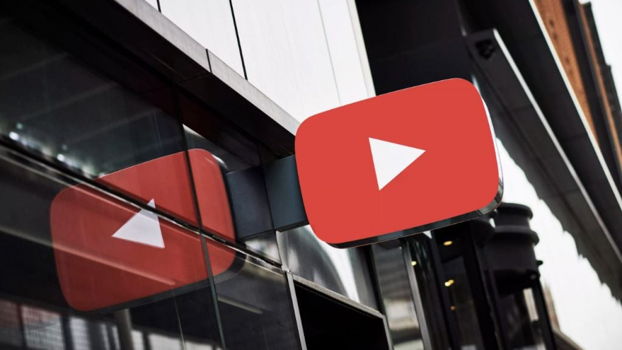 Anche YouTube sospende l’account di Donald Trump