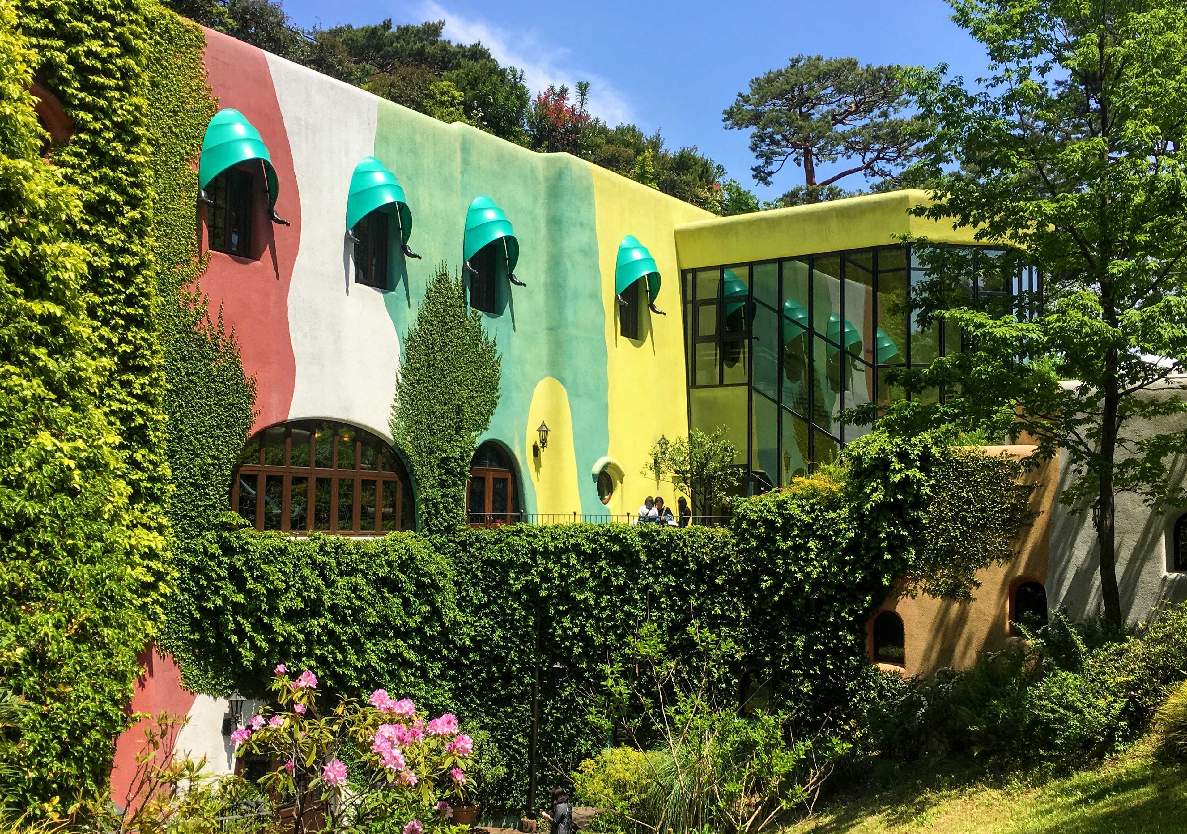 Museo Ghibli di Mitaka: guarda i video dello staff mentre è temporaneamente chiuso