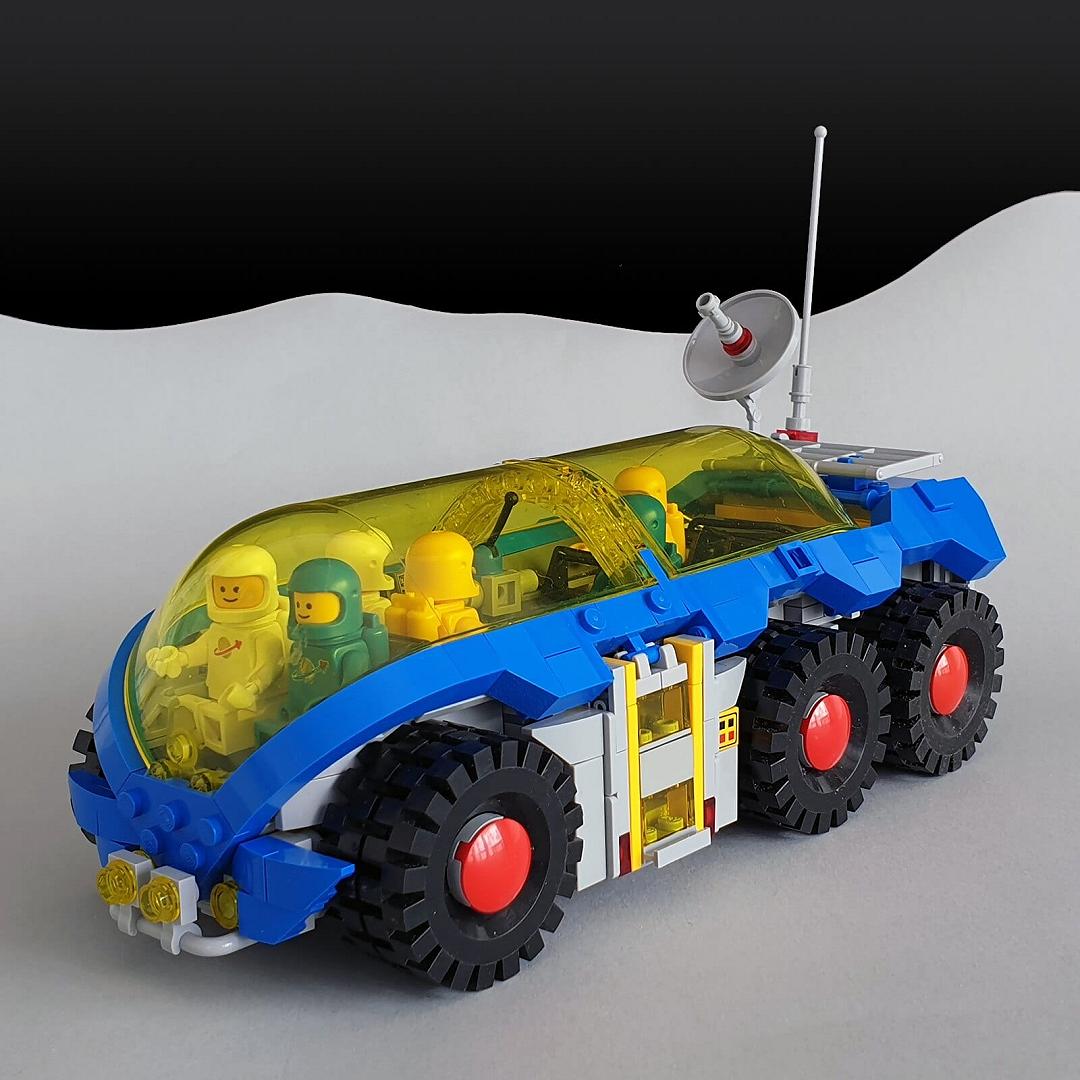 Space Bus, l’autobus LEGO Classic Space di Jerac