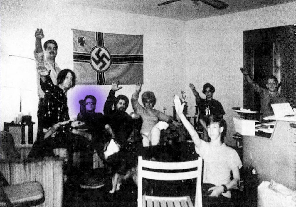 Il caso del CEO di un’azienda che si occupa di sorveglianza con un passato nel KKK