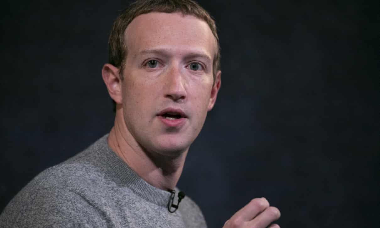 Mark Zuckerberg, le fake news contro il fondatore di Facebook create per ritorsione
